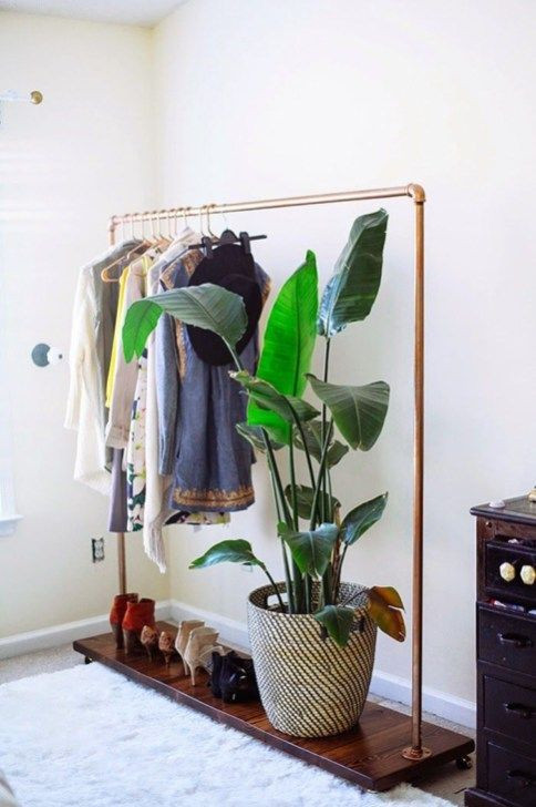 TEN EASY BEDROOM HACKS