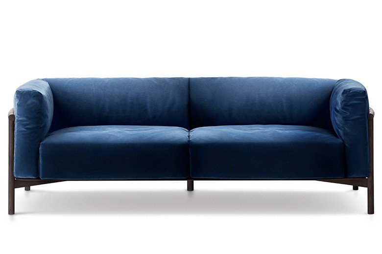 10 MUST-HAVE SOFAS FOR THE LIVING ROOM