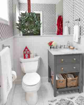 Decorating Ideas for Your Bathroom This Christmas